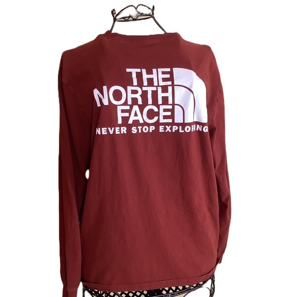 The North Face Maroon Long Sleeved Shirt Size Medium - Picture 2 of 6